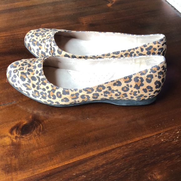 Leopard print flats - Picture 4 of 7